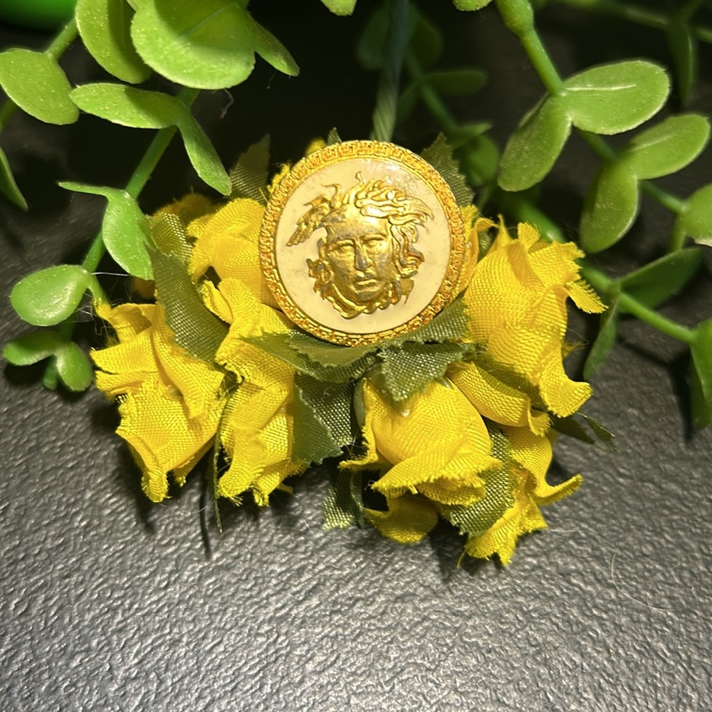 Medusa Button - image 2